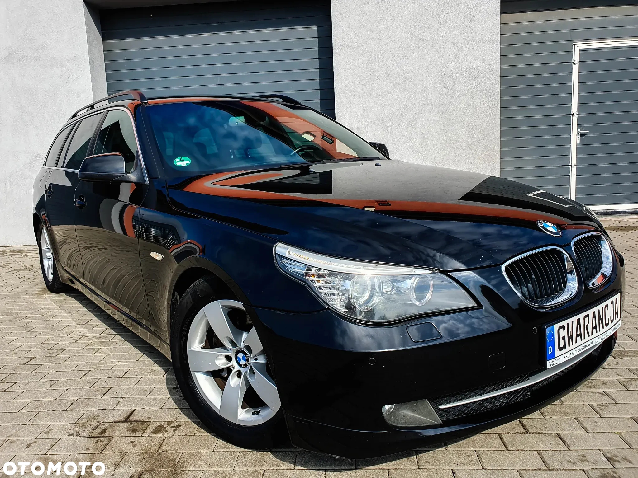 BMW Seria 5 520d Touring - 9