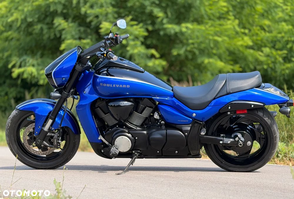 Suzuki Boulevard - 3