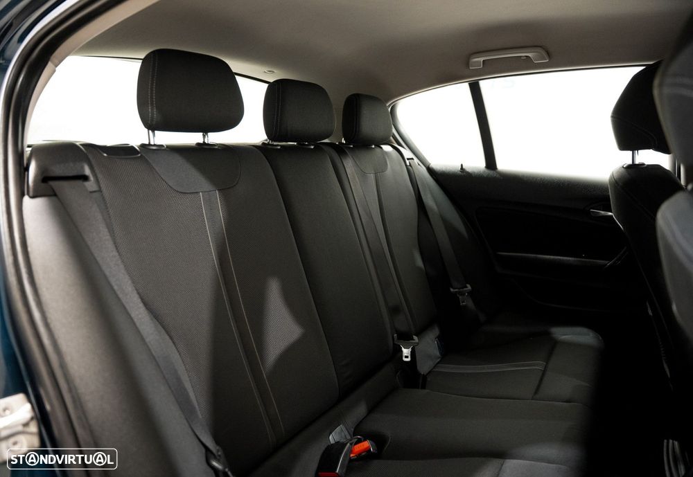 BMW 116 d EfficientDynamics - 12