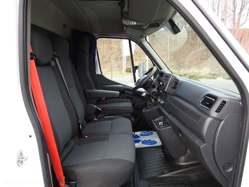 Renault MASTER PLANDEKA 10 PALET TEMPOMAT KLIMATYZACJA LEDY PNEUMATYKA  165KM - 37