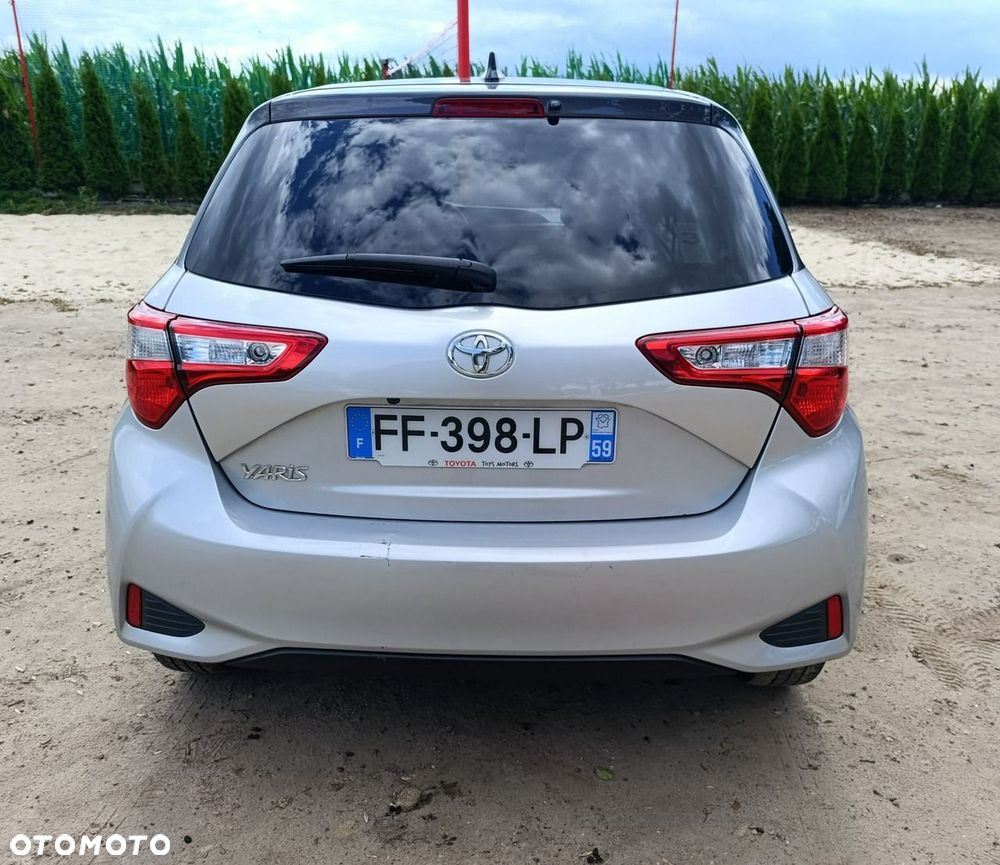 Toyota Yaris - 24