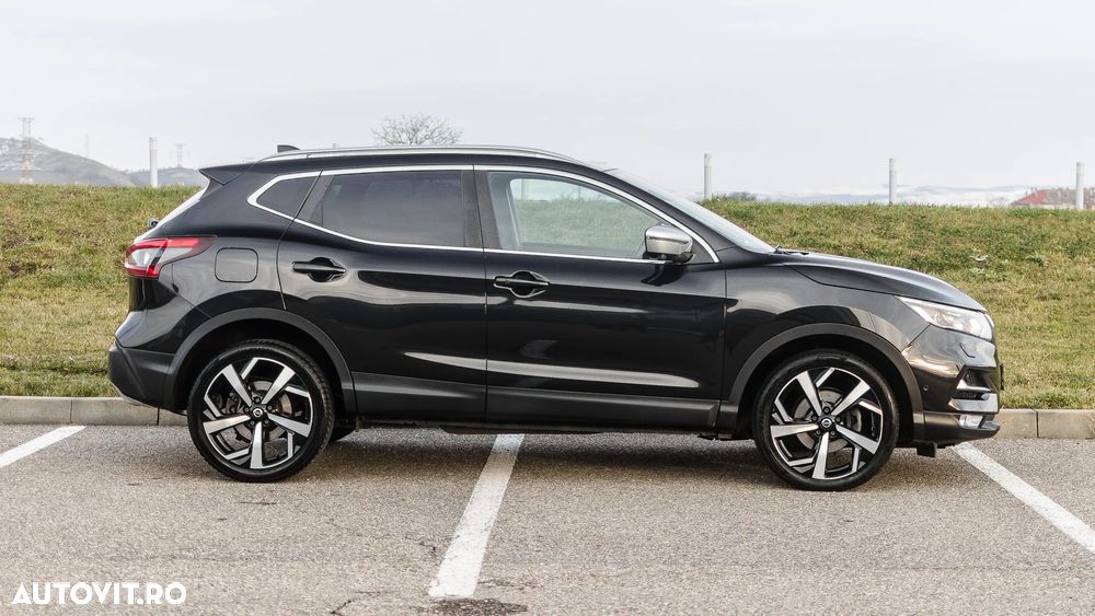 Nissan Qashqai 1.6 DCI Xtronic TEKNA+ - 6