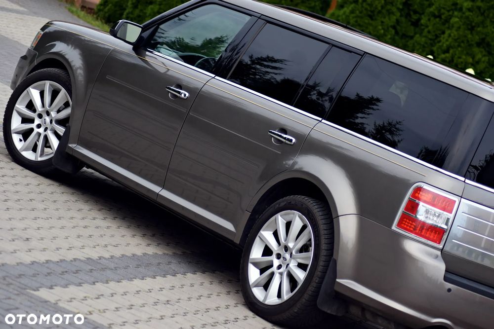 Ford Flex - 13