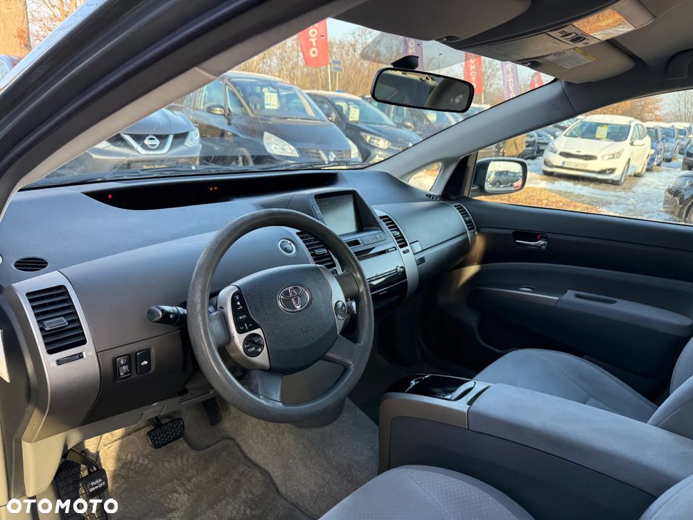 Toyota Prius 1.5 VVT-i Prestige - 20