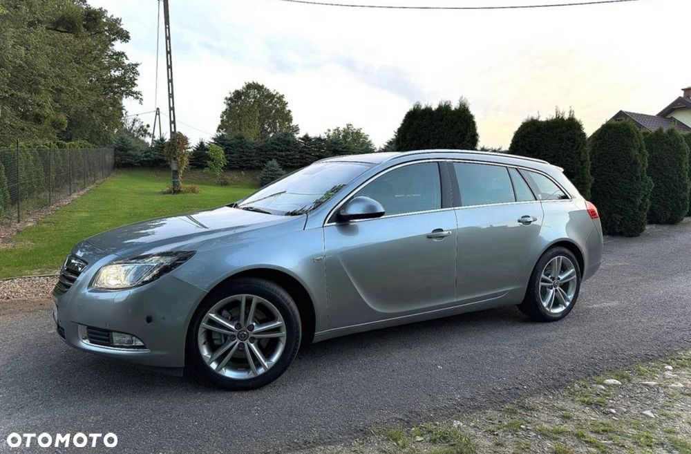 Opel Insignia - 1