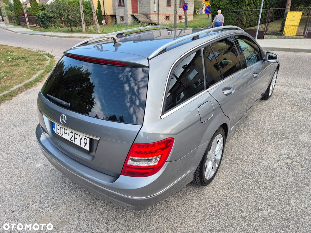 Mercedes-Benz Klasa C 180 T BlueEFFICIENCY Avantgarde - 31
