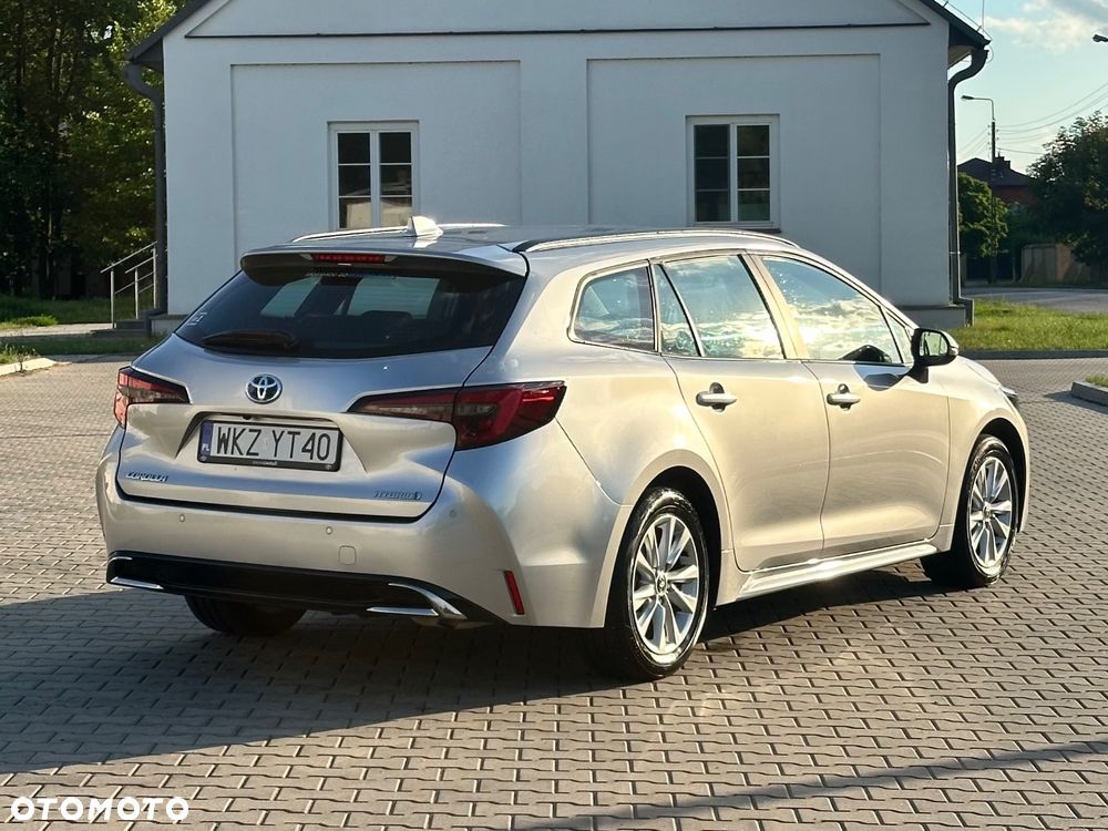 Toyota Corolla 2.0 Hybrid Comfort - 7