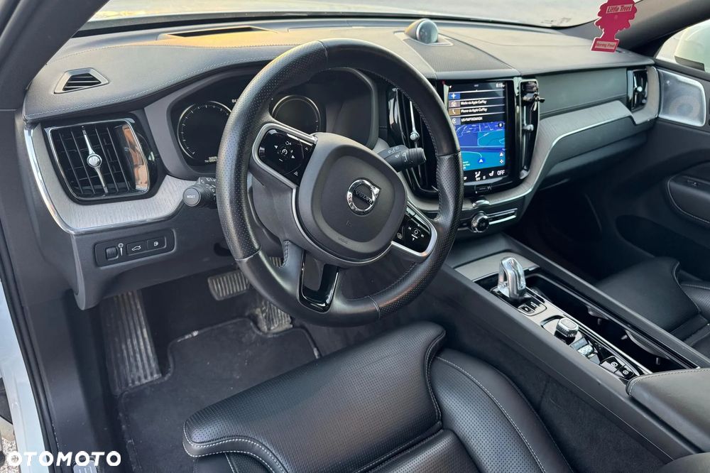 Volvo XC 60 T5 AWD Geartronic Inscription - 19