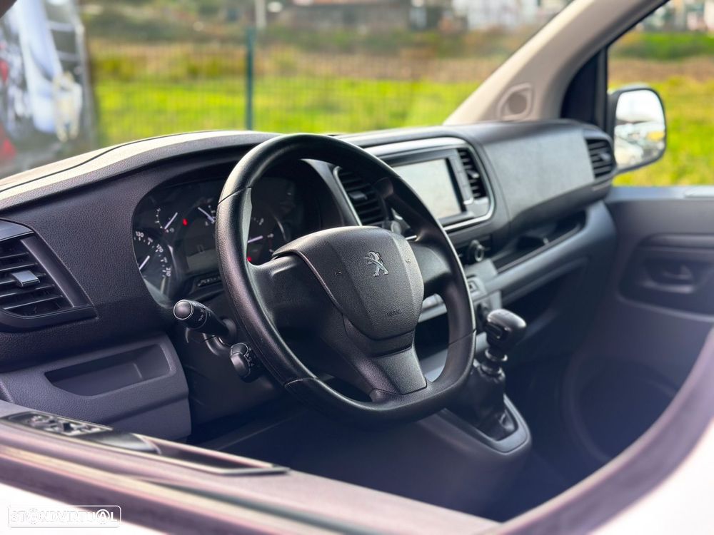 Peugeot Expert 2.0 BlueHDi L2H1 Semi-Vidrado - 2