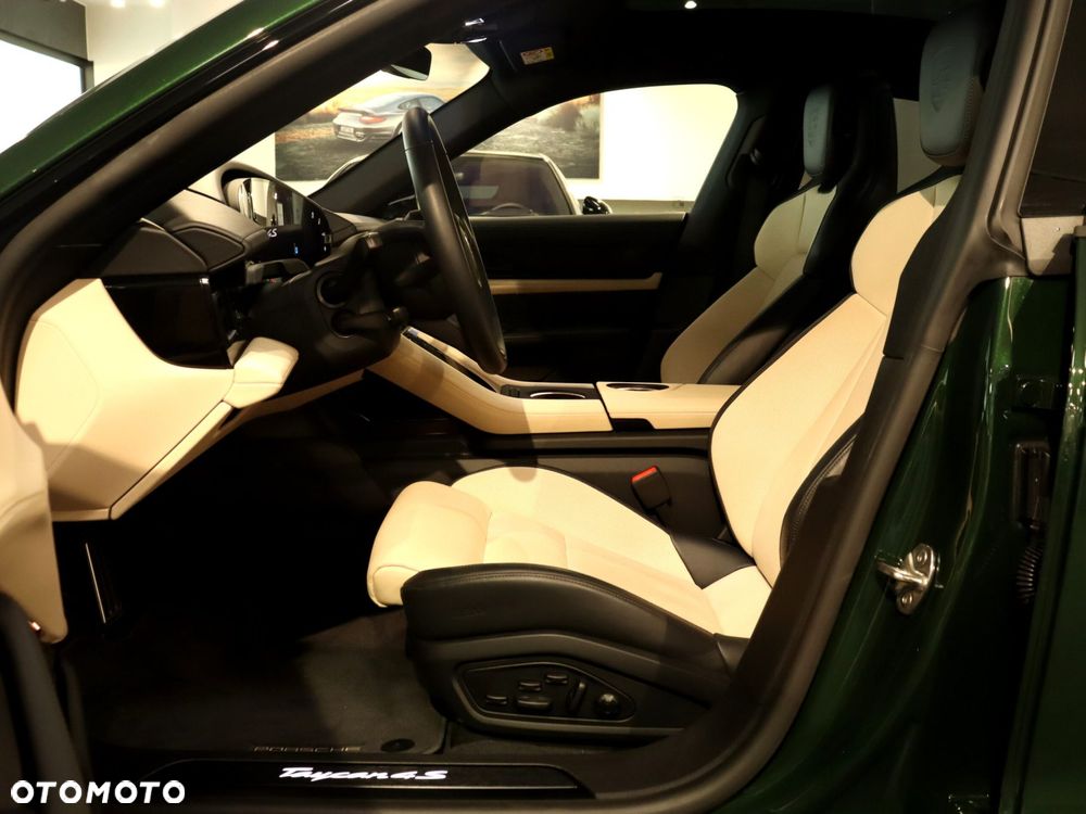 Porsche Taycan 105kWh 4S Black Edition - 17