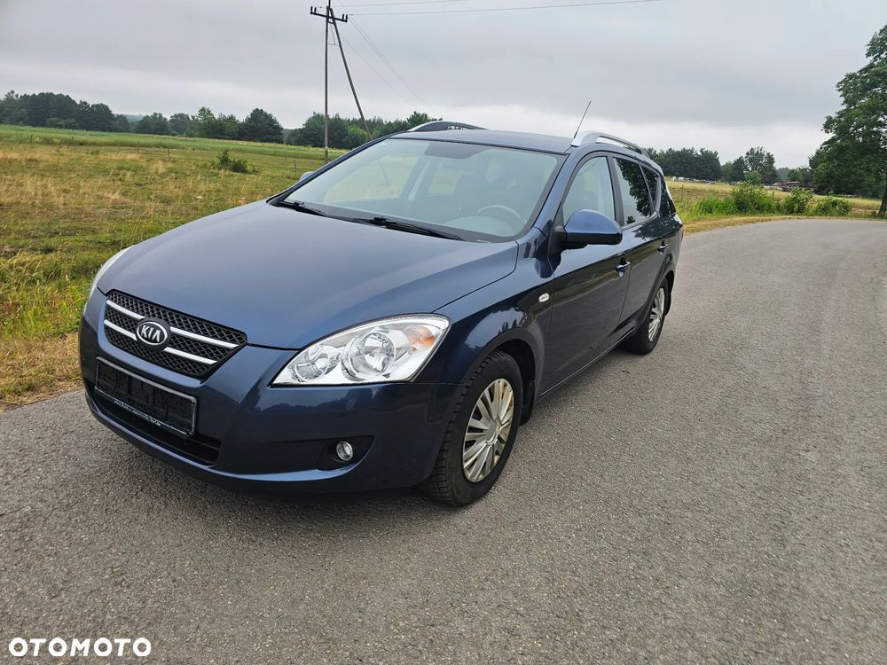 Kia Ceed - 6