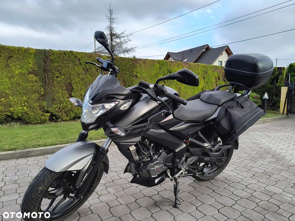 Bajaj Pulsar - 3
