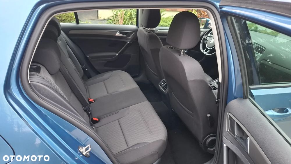 Volkswagen Golf 1.2 TSI BMT Trendline EU6 - 21