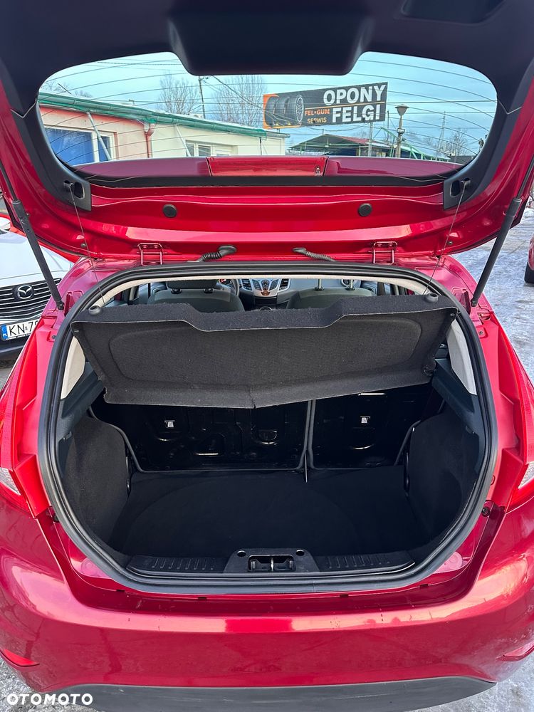 Ford Fiesta 1.6 TDCI Connection - 21