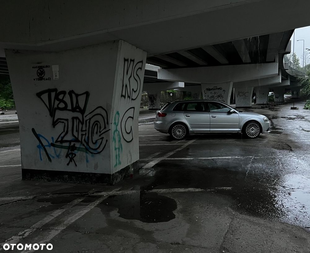 Audi A3 Sportback 2.0 TDI DPF Quattro Ambiente - 18