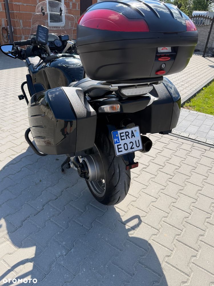 Kawasaki GTR - 16