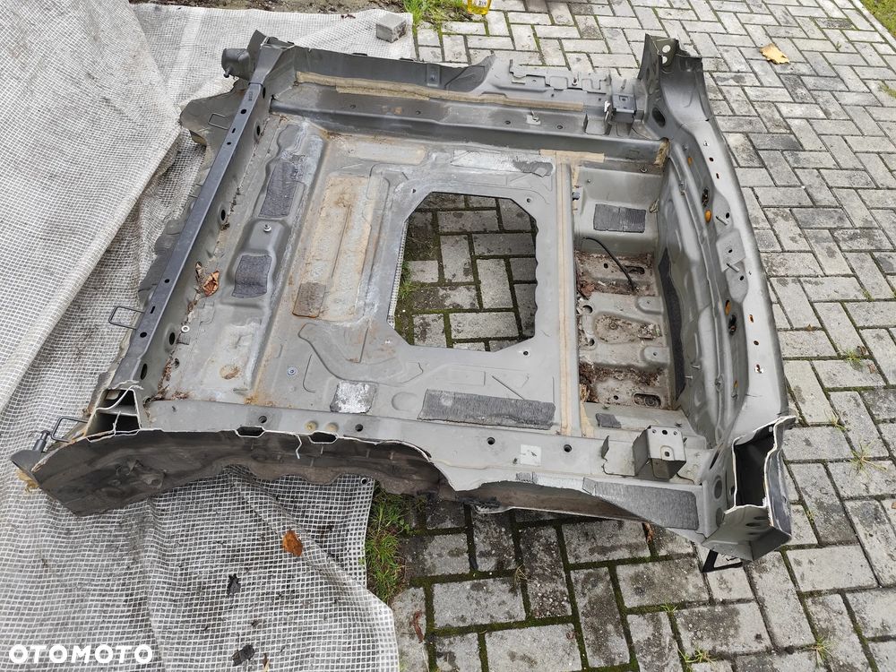 Audi A7 C8 4K 2018-2025 Pas tylny wanna dupa podłoga bagażnika pod hybryda otwór na baterie - 9