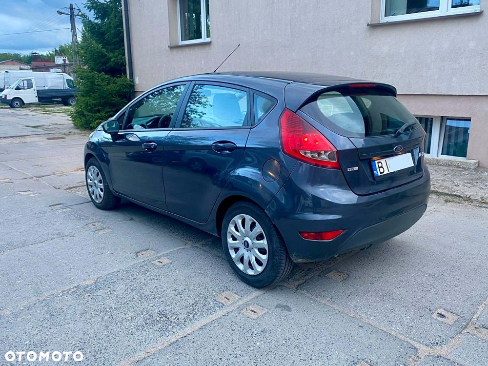 Ford Fiesta - 6