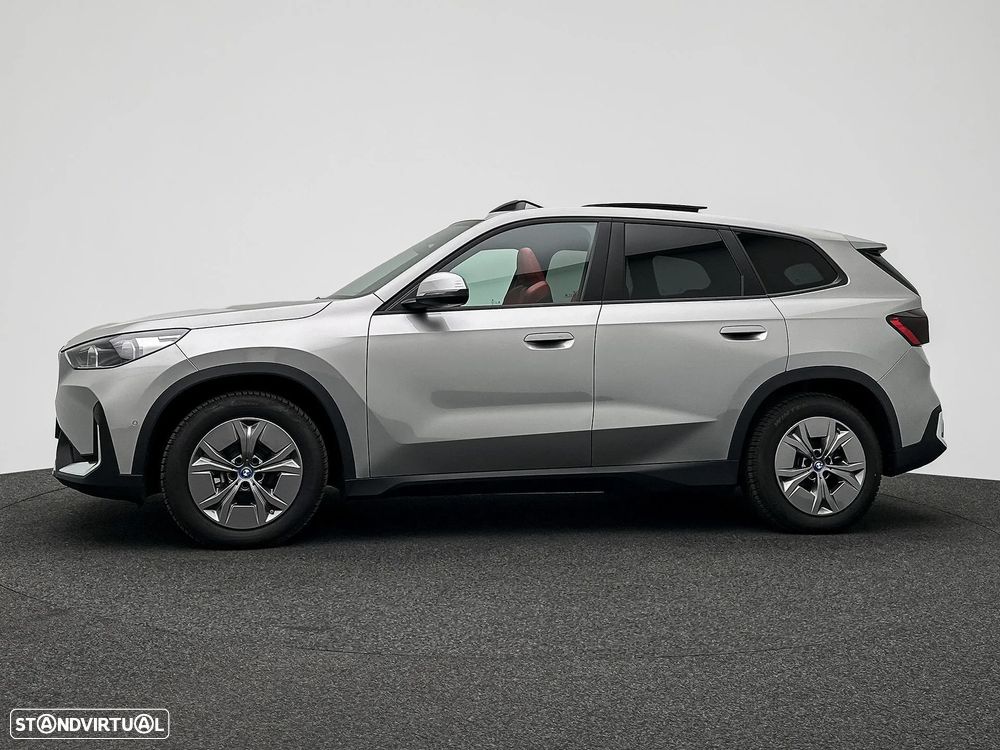 BMW iX1 xDrive30 - 8