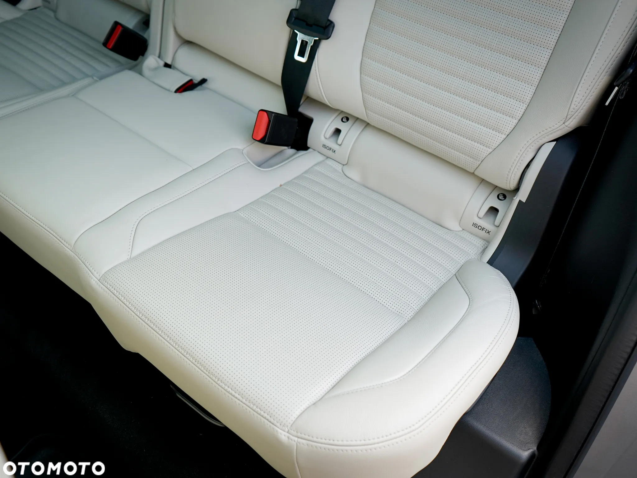 Land Rover Discovery Sport - 30