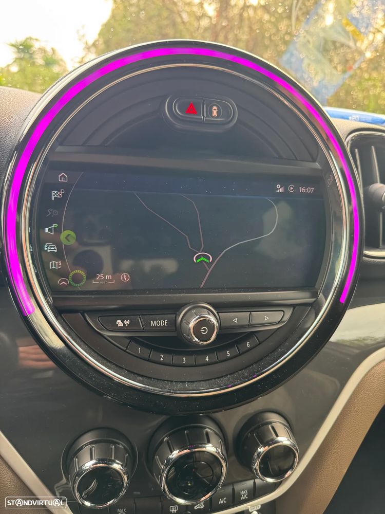 MINI Countryman Cooper SE ALL4 Auto - 21