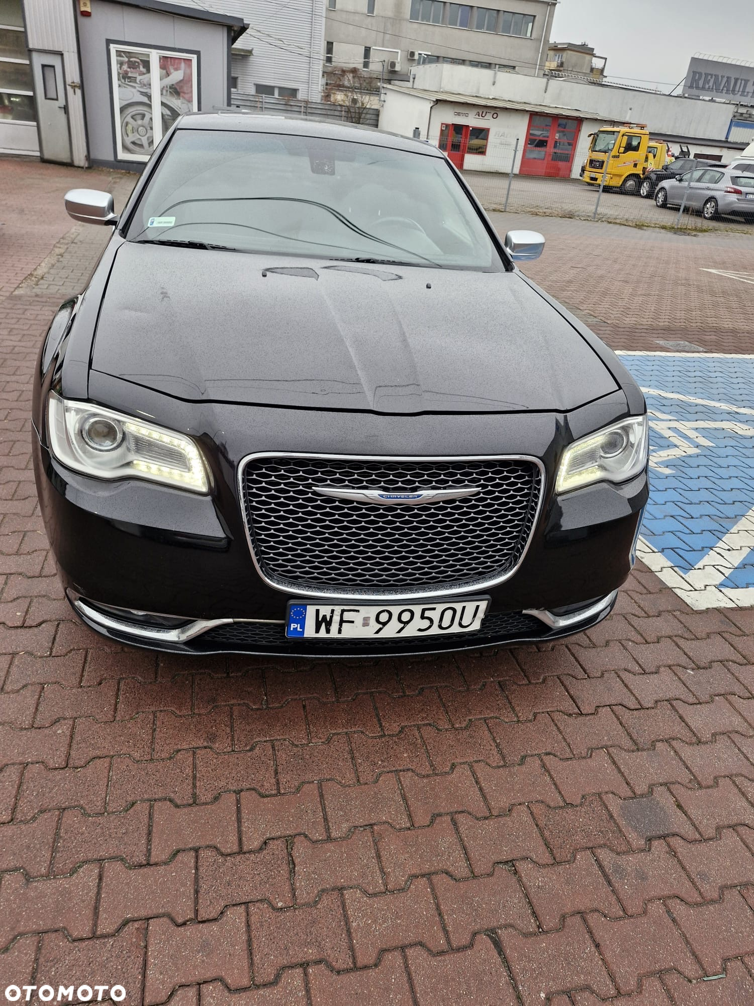 Chrysler 300C - 5