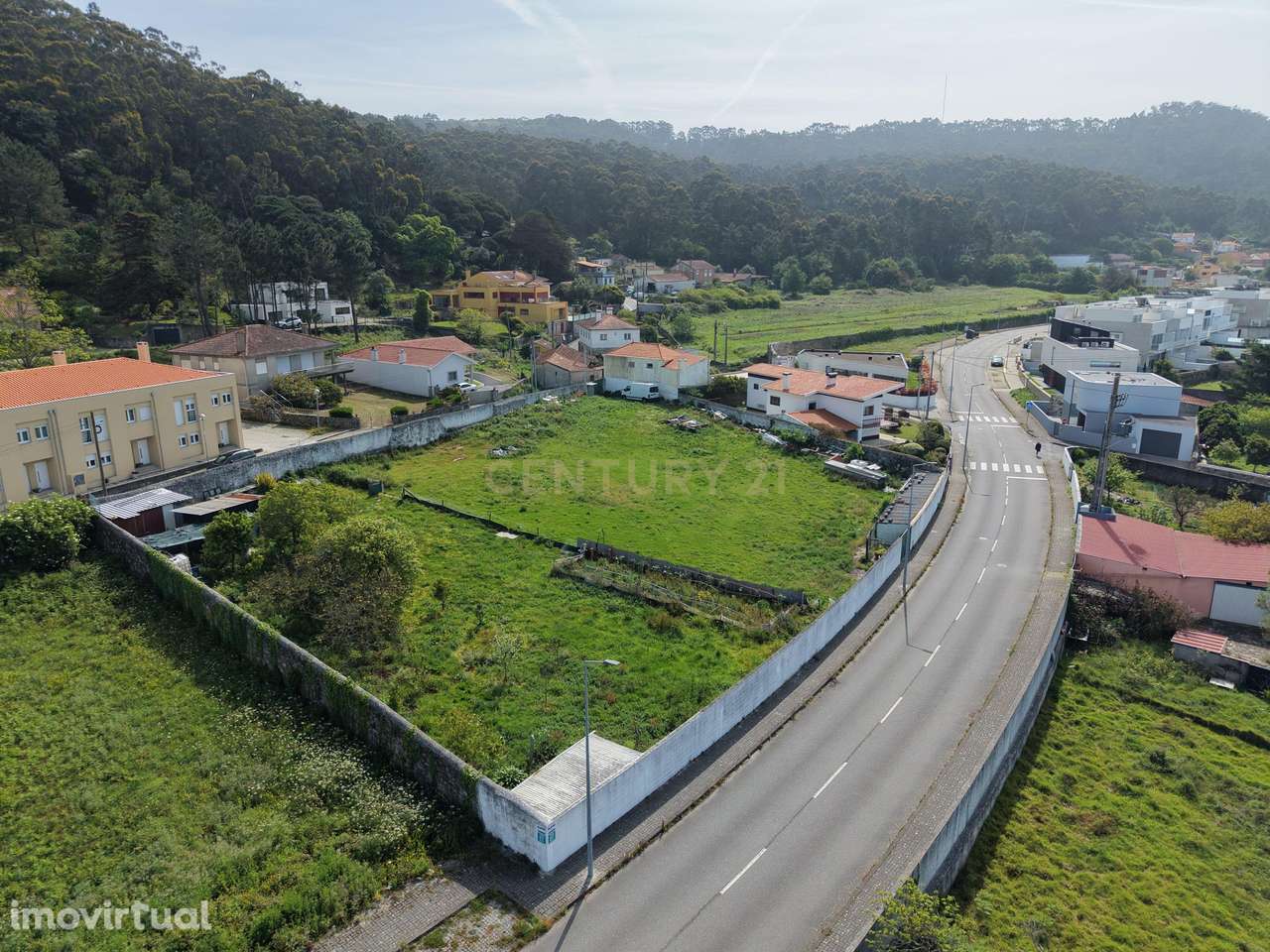 Terreno na Areosa com Vista Mar e Excelente Potencial de Investimento - Grande imagem: 2/4