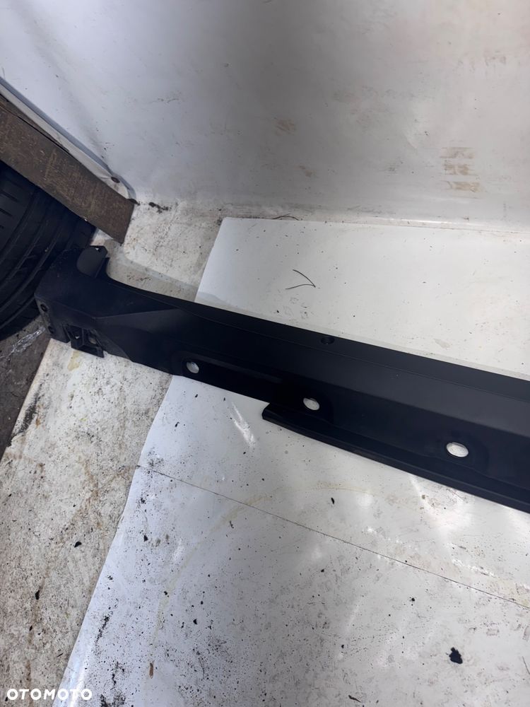 LEWA LISTWA PROGOWA TOYOTA C-HR - 4