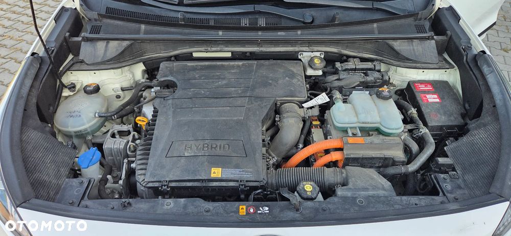 Kia Niro 1.6 GDI Hybrid M - 25