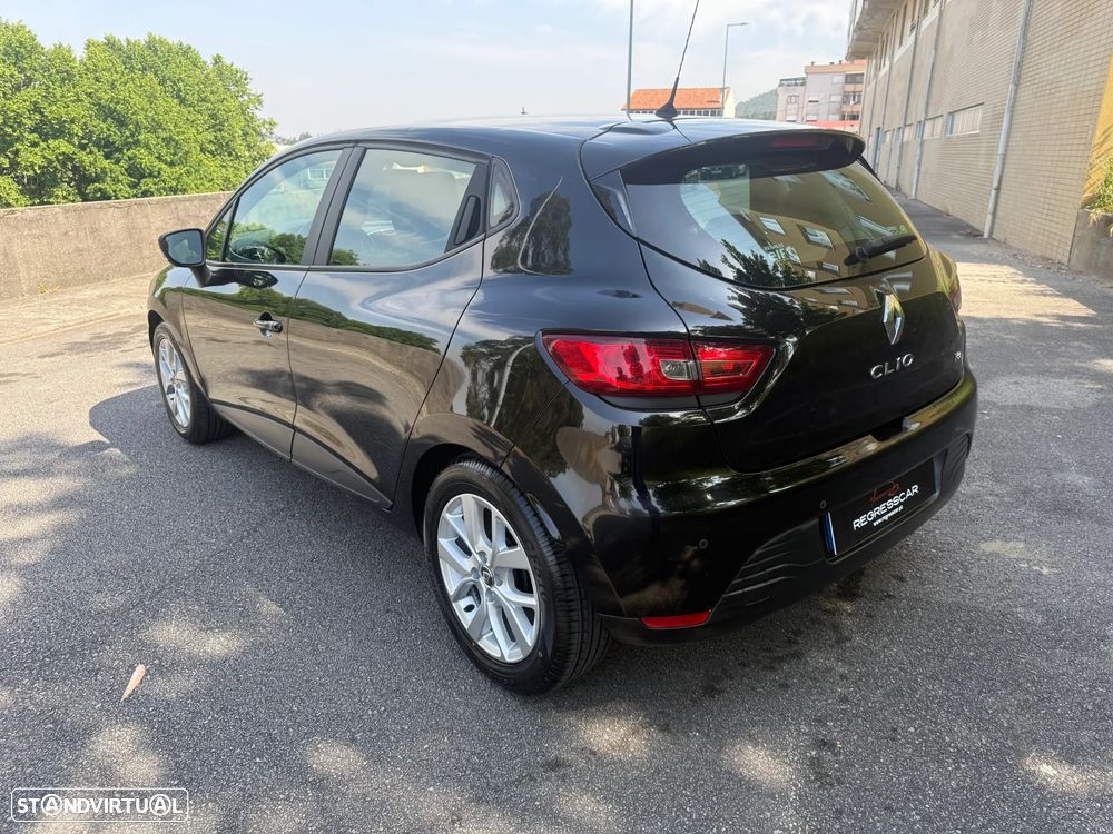 Renault Clio TCe 90 Luxe - 6