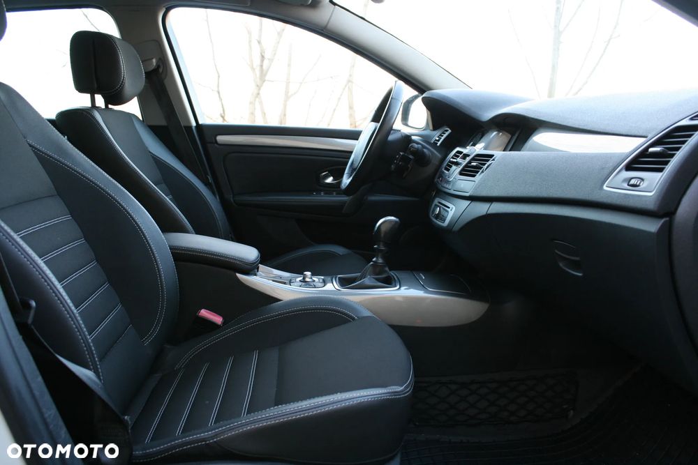 Renault Laguna 2.0 Authentique - 13