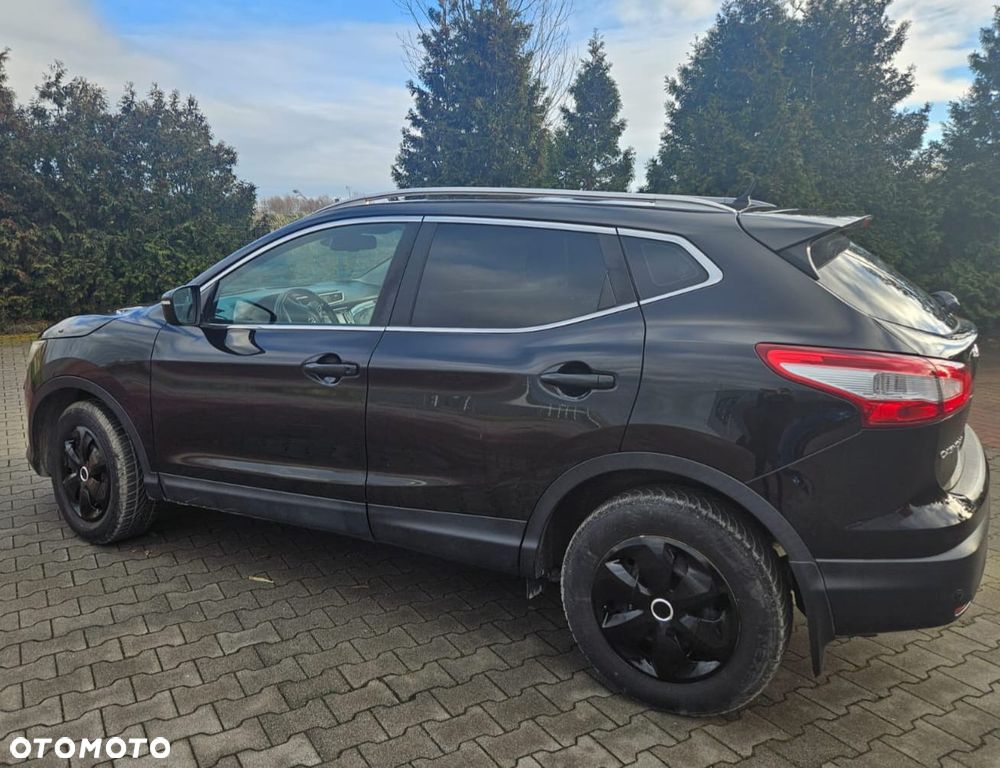 Nissan Qashqai 1.6 dCi Tekna S&S - 16