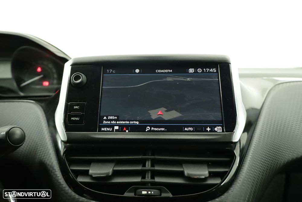 Peugeot 208 1.2 PureTech Signature - 11