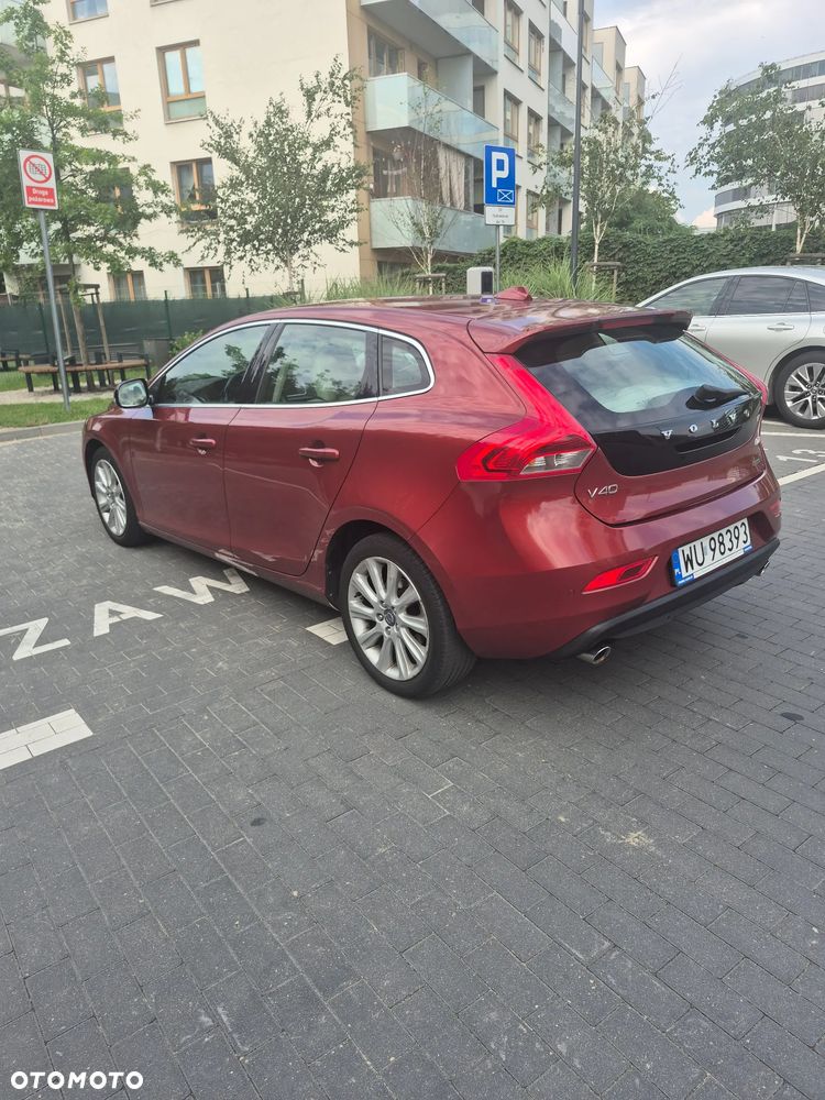 Volvo V40 D3 Summum - 18