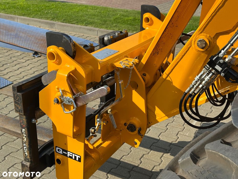 JCB 542-70 Industrial Plus - 13