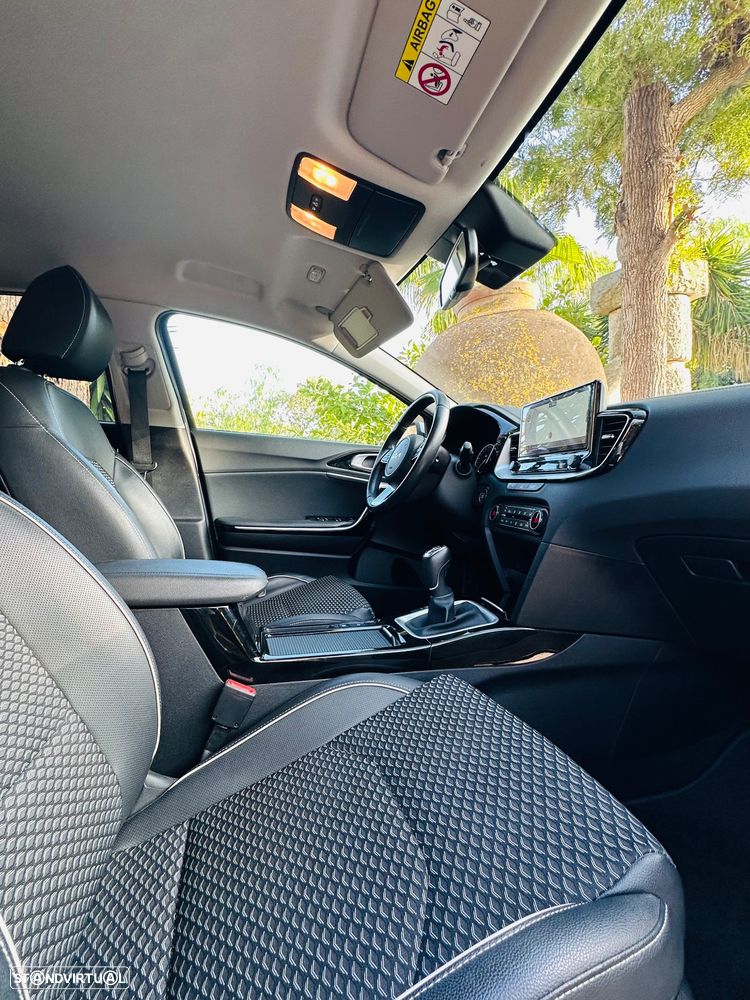 Kia XCeed 1.0 T-GDi Tech - 28