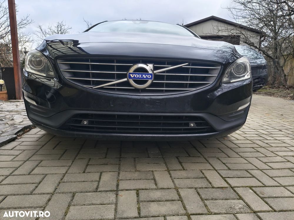Volvo V60 D4 Geartronic Momentum - 12