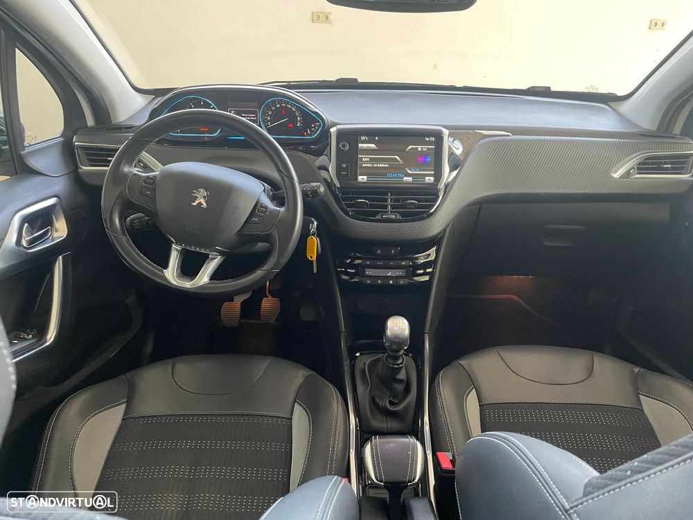 Peugeot 2008 1.6 BlueHDi Allure - 25