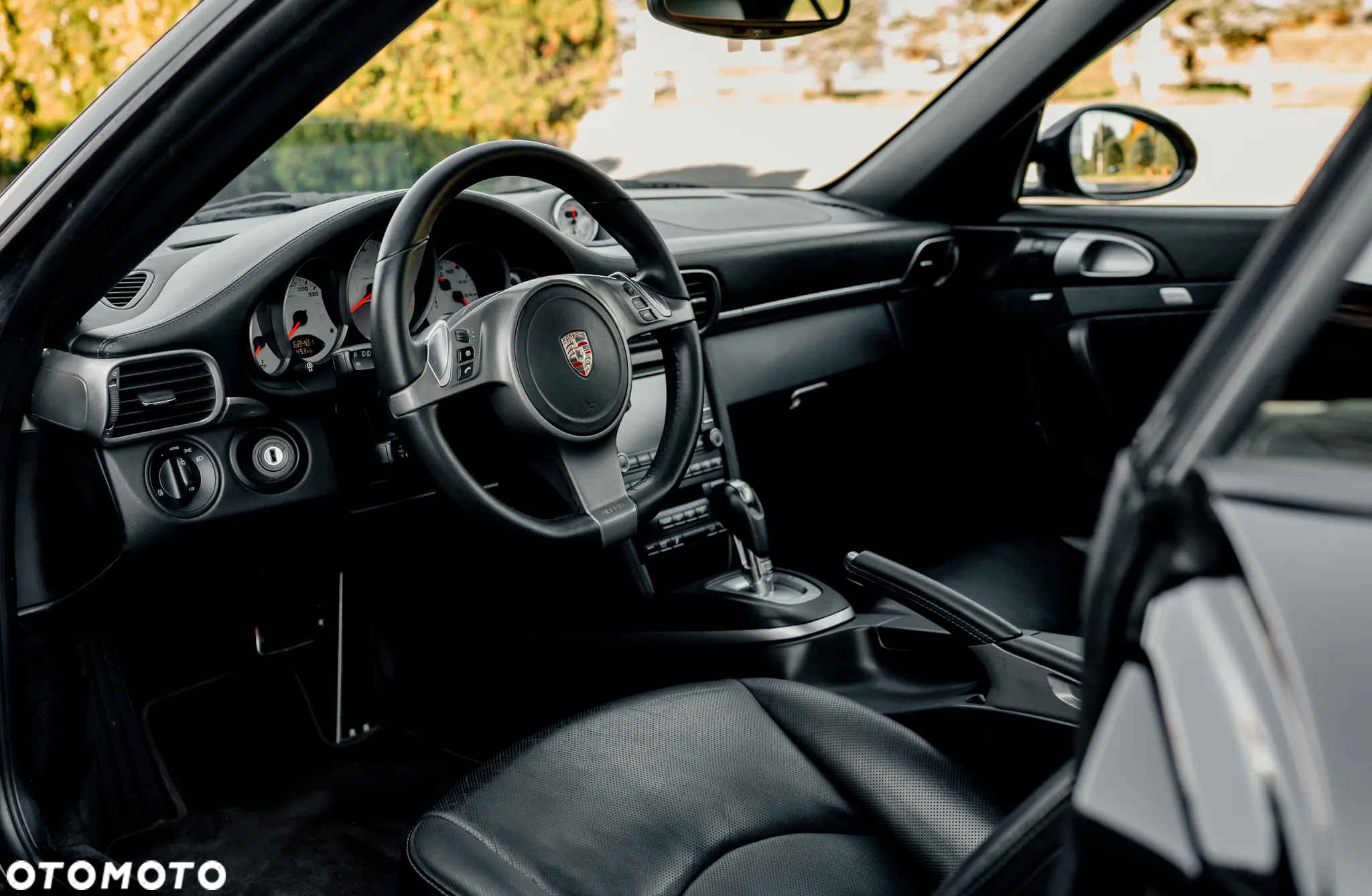 Porsche 911 Carrera 4S Cabriolet PDK - 8