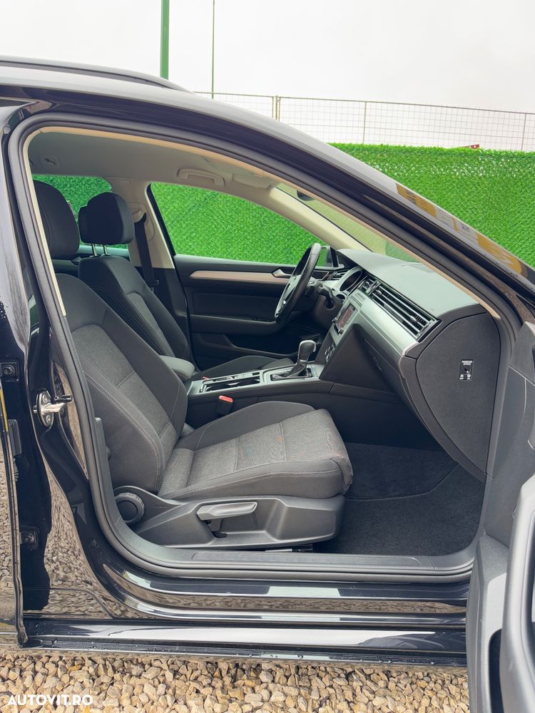 Volkswagen Passat 2.0 TDI DSG (BlueMotion Technology) Comfortline - 12