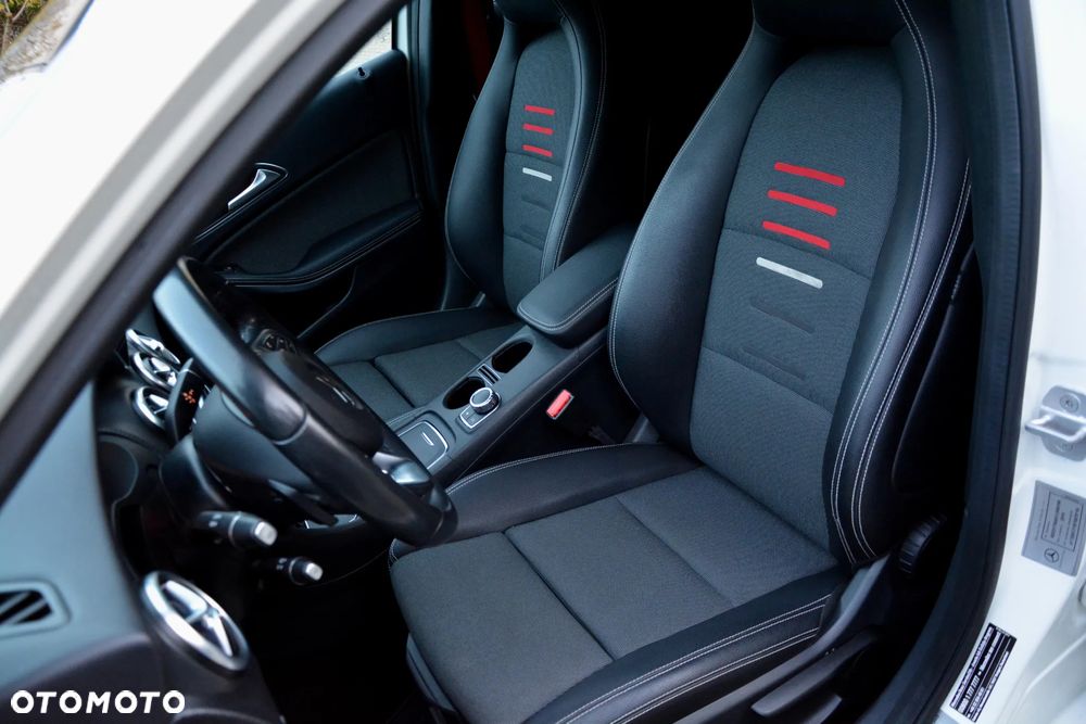 Mercedes-Benz Klasa A 180 7G-DCT - 8