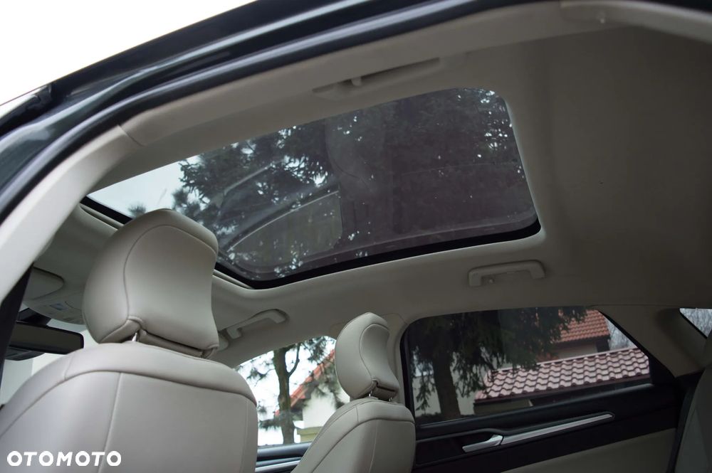 Ford Mondeo 2.0 TDCi Titanium - 31