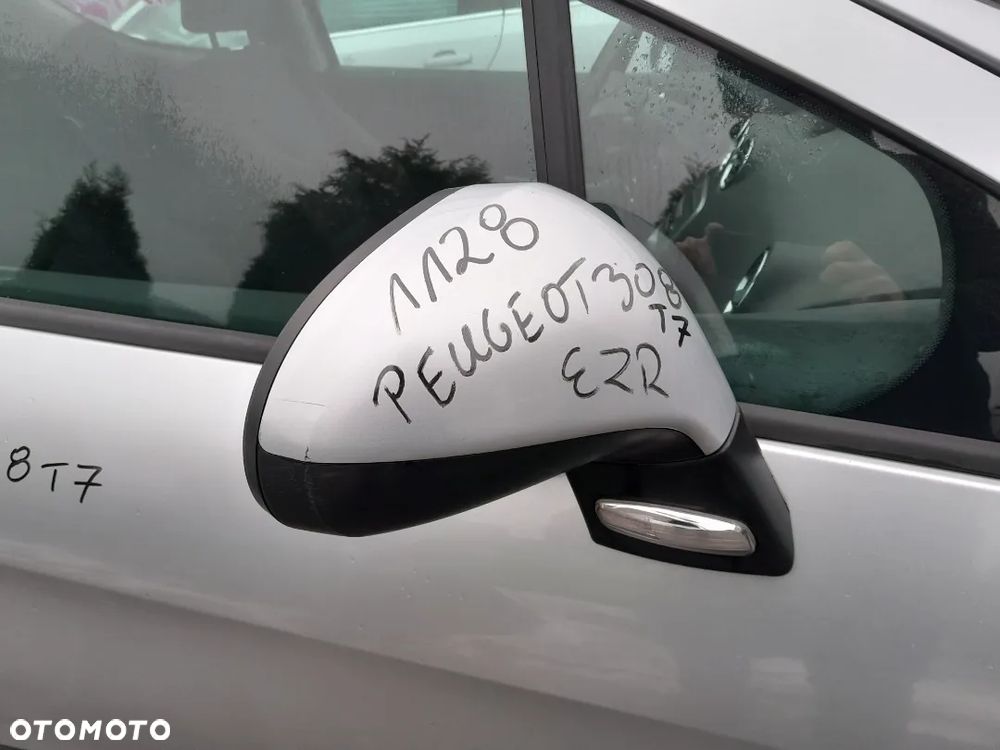 Lusterko Prawe Peugeot 307 T7 HB 3Drzwi Europa Elektryczne EZR - 1