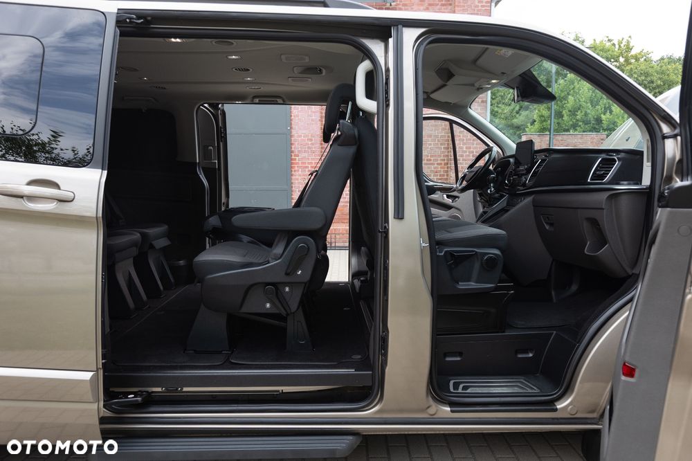 Ford Tourneo Custom 2.0 EcoBlue L2 Shuttle Bus Titanium Sel.Shift - 34