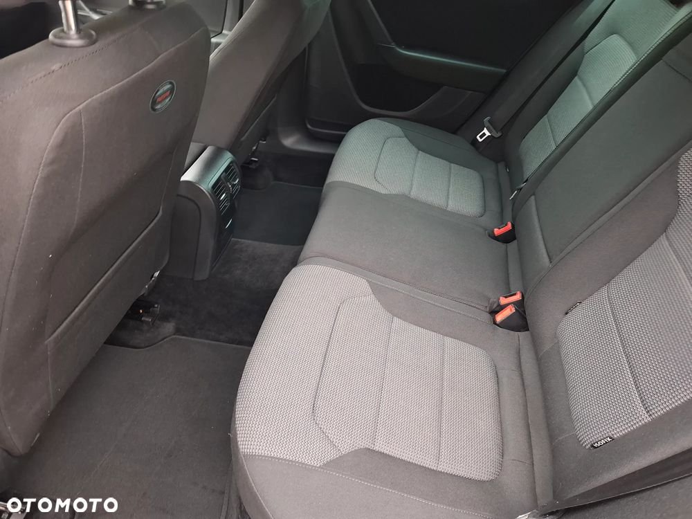 Volkswagen Passat 1.4 TSI BlueMotion Technology Trendline - 29