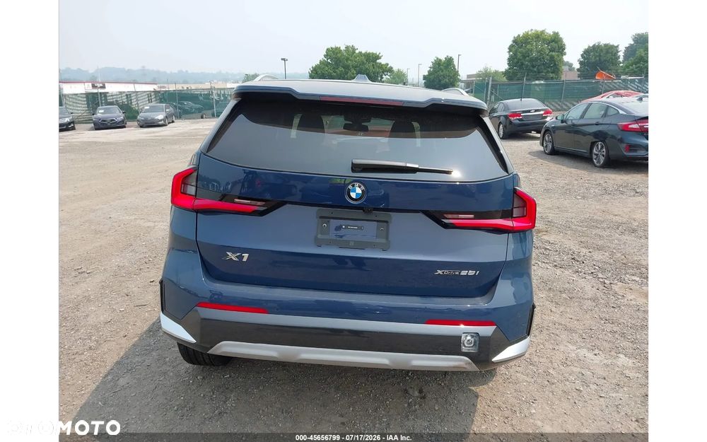 BMW X1 xDrive25i xLine sport - 9