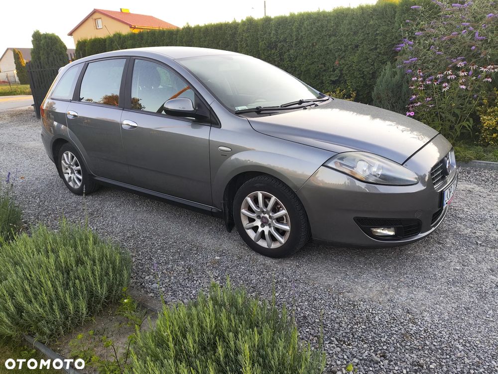 Fiat Croma 1.9 JTD Business - 2