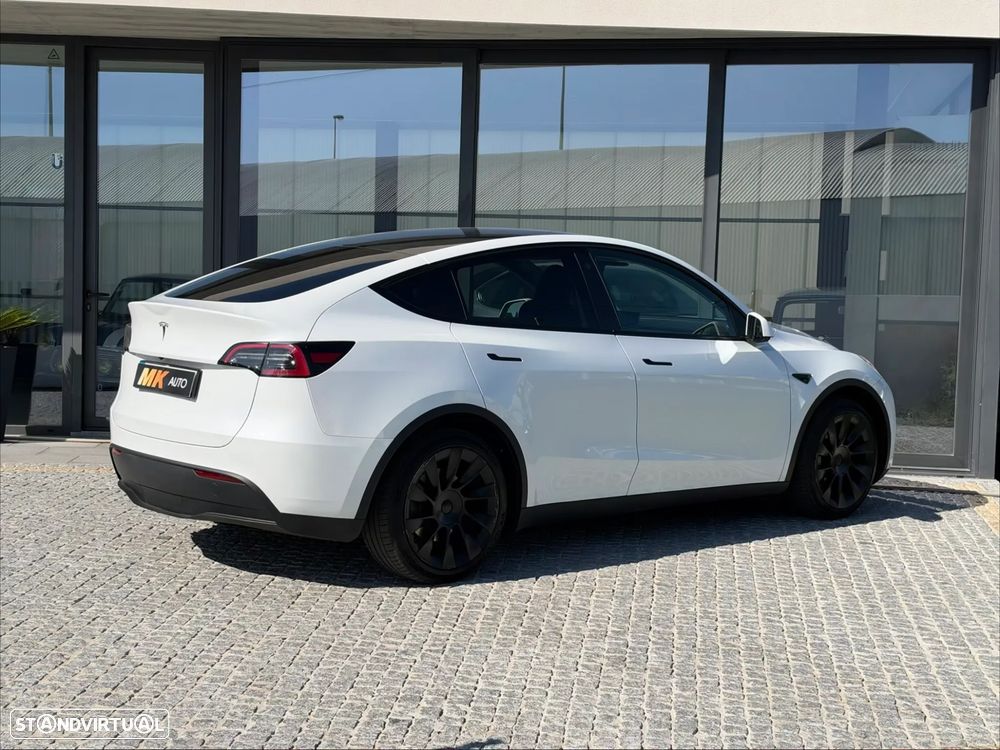 Tesla Model Y RWD - 5