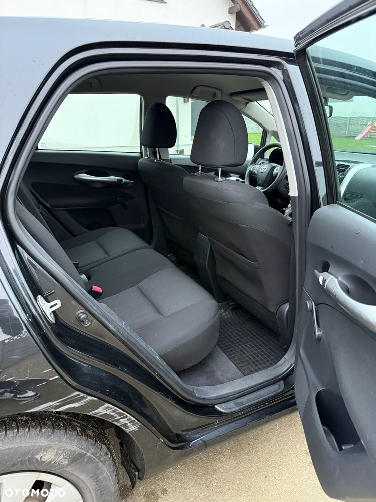 Toyota Auris 1.4 D-4D 2010 - 16