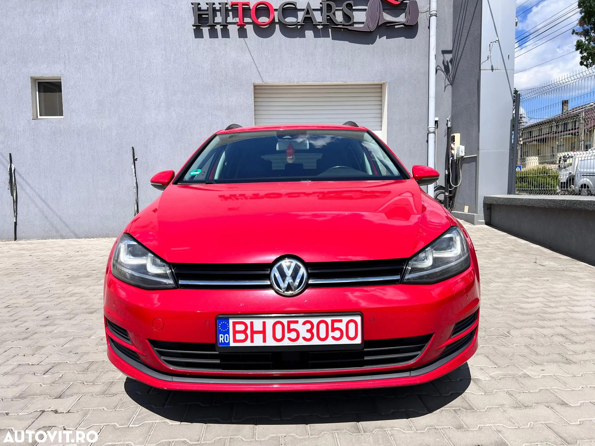 Volkswagen Golf - 2